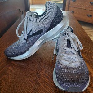 Brooks Levitate 2 DNAs